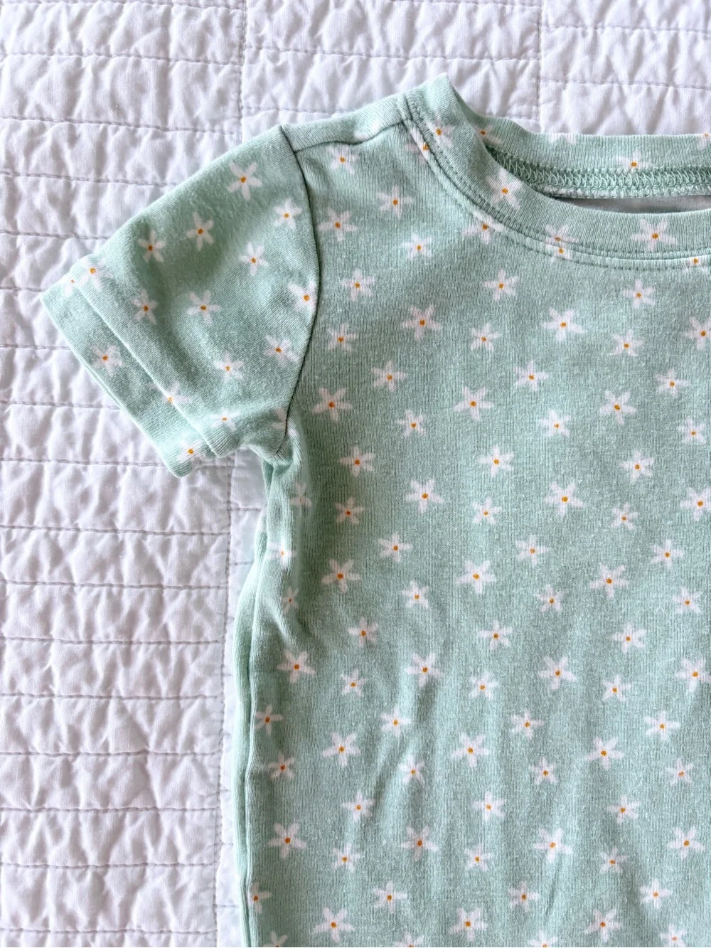 Old Navy Mint Green Floral Short Pajama Set - Size 18-24 Months